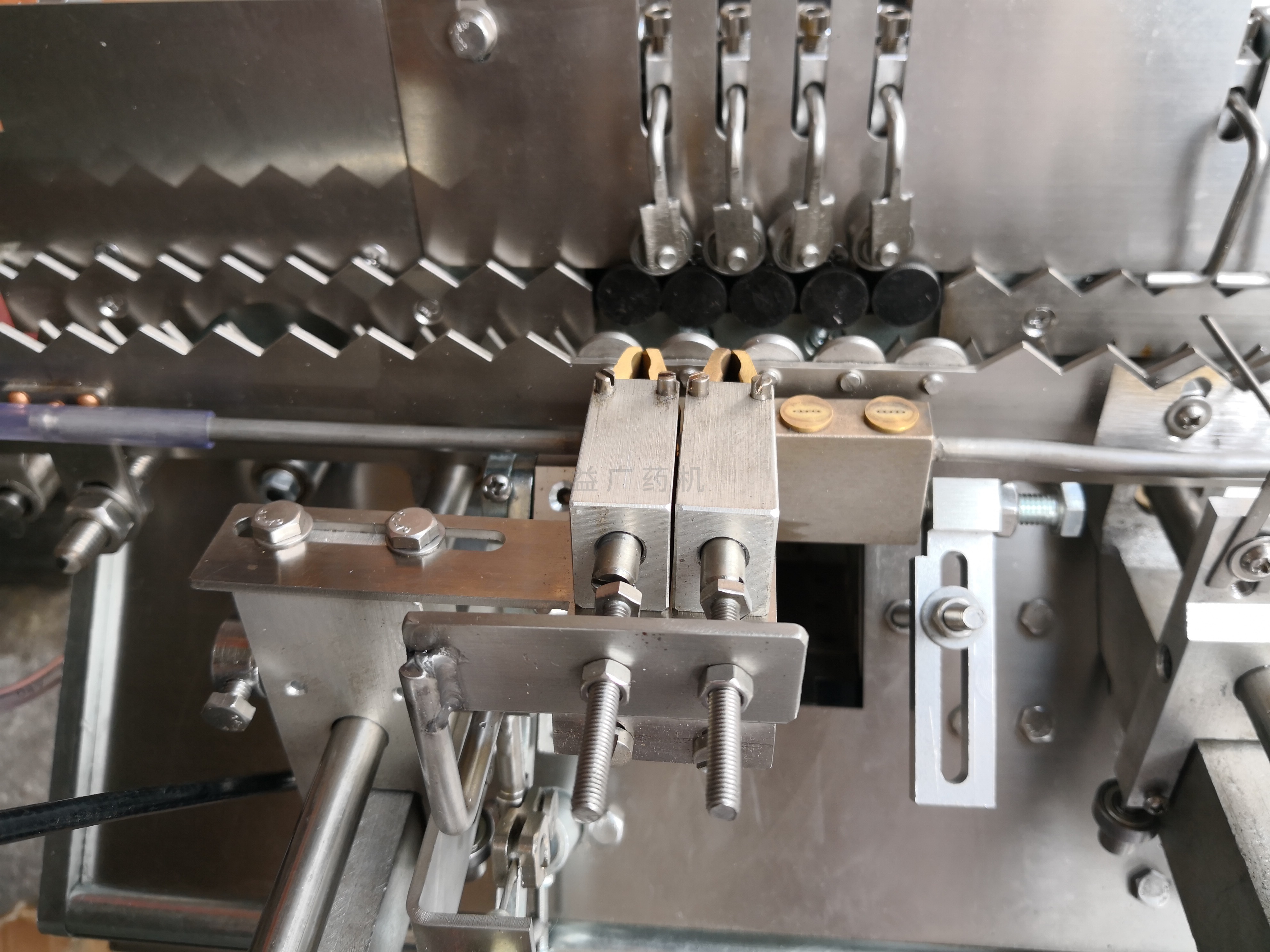 安瓿拉絲灌封機夾子與火頭 安瓿拉絲灌封機夾子與火頭