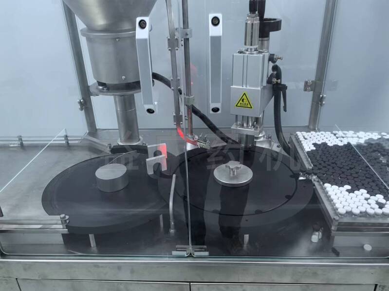 YHGZ-20西林瓶軋蓋機內部實拍 YHGZ-20西林瓶軋蓋機內部實拍